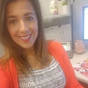 Meet your Posher, Victoria